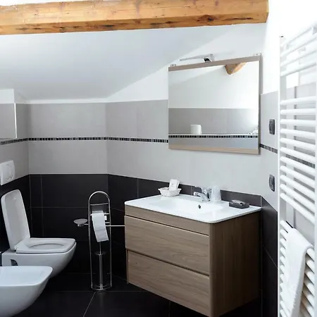 Medioevo Apartmán Varese